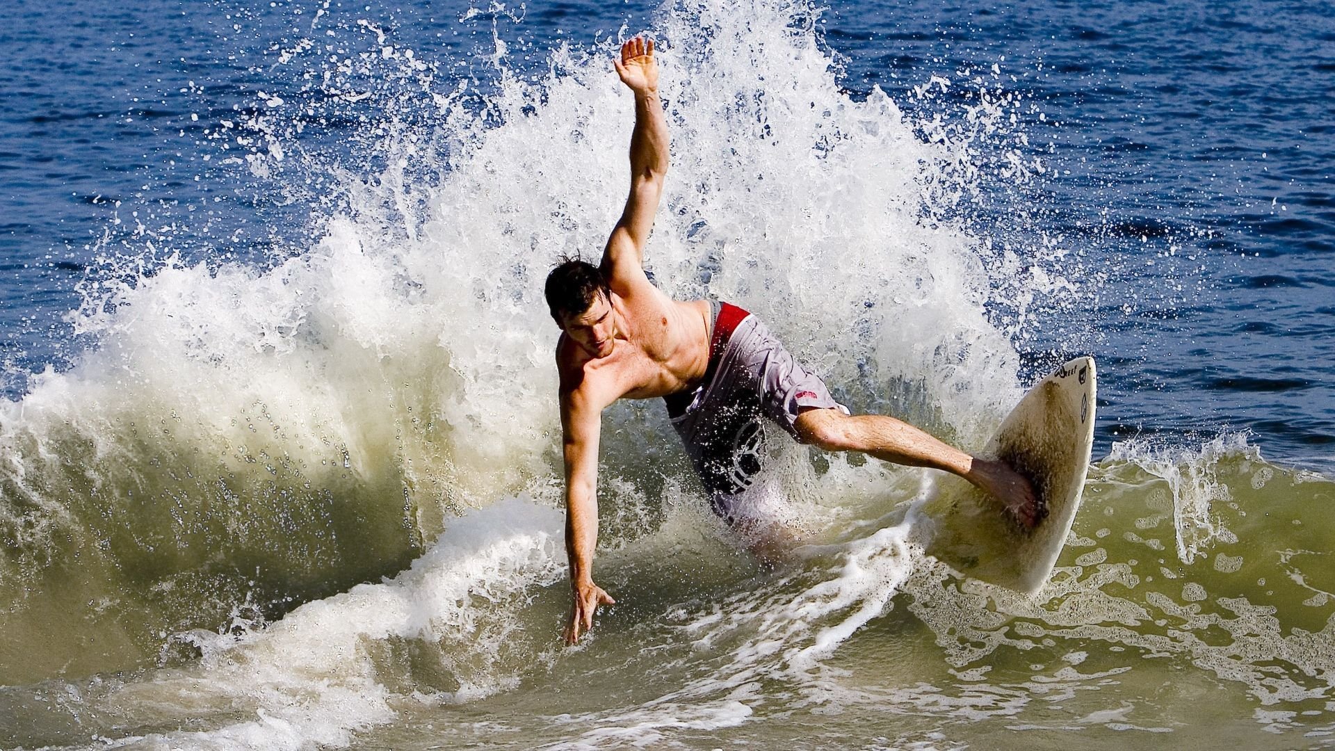 球迷力量：看台上演的欧冠一幕幕感人瞬间，我想看欧冠足球